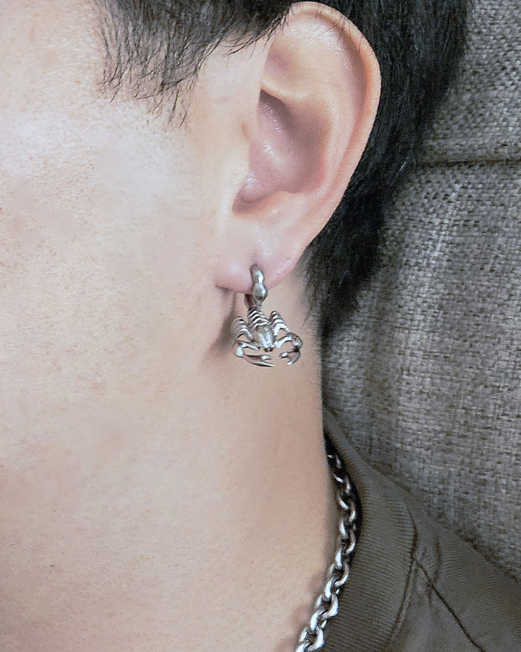 Scorpion Earring (Singles)