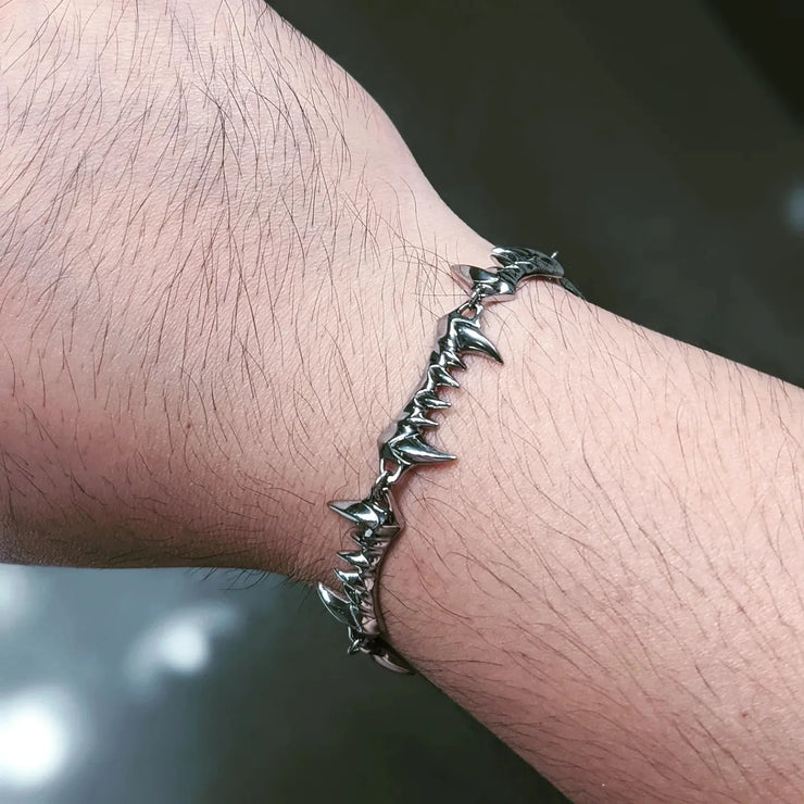 Fang Bracelet